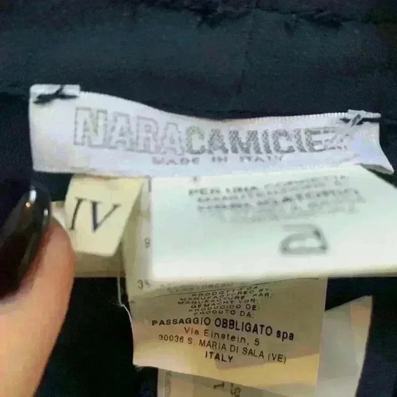 Nara Camicie Navy Ruffle Blouse size 4 NWT - Picture 6 of 15